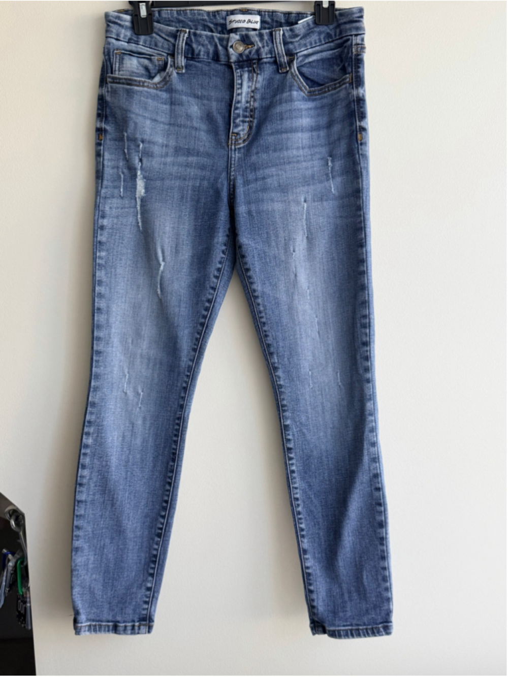 Studio Blue Distressed Skinny Jeans Medium Wash Stretch Denim Size 29